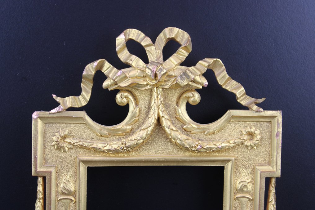Ornament decorativ - Cadru floral victorian din bronz aurit antic. - Franța #2.1