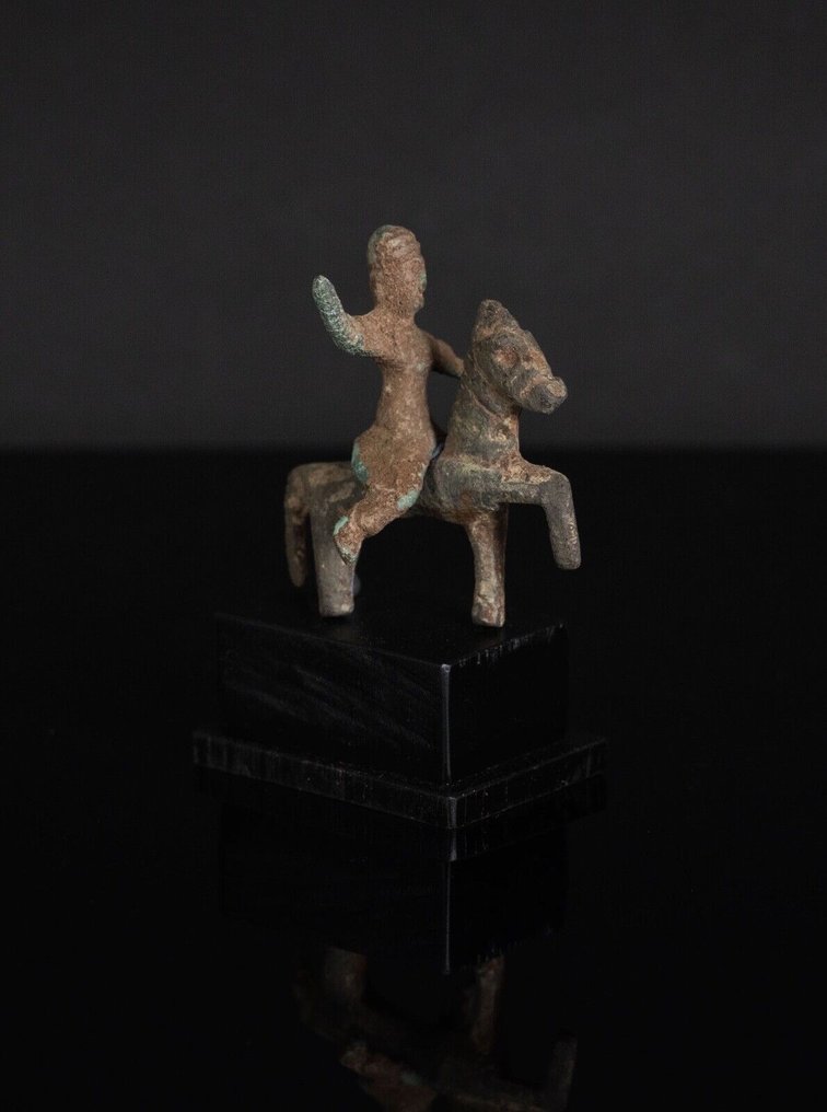 Figur - Romersk bronsestatue av thrakisk rytter, hest med rytter Romersk samling fra Sør-Europa #1.2
