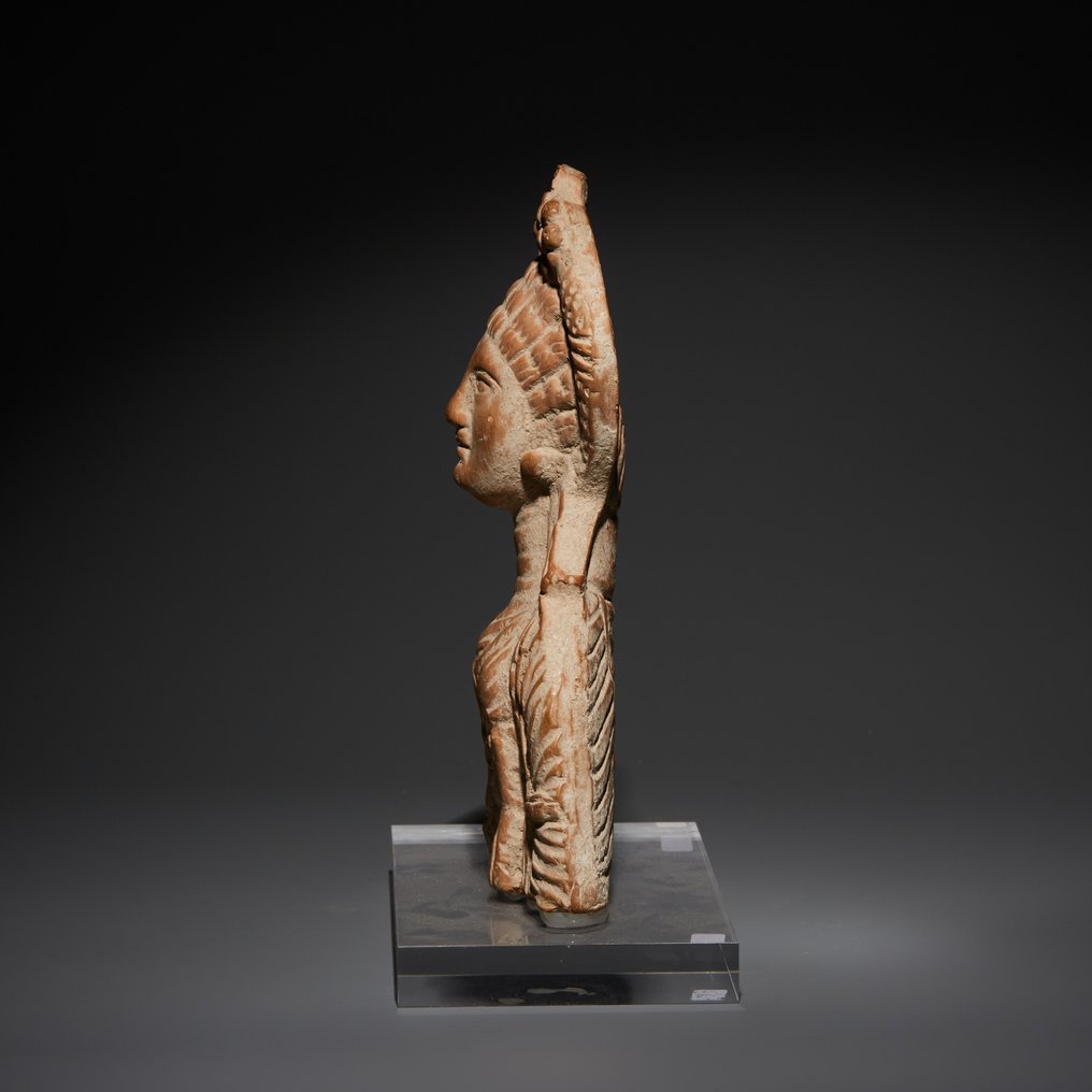 希腊化,亚历山大城 Terracotta 女性神祇半身像,公元前3世纪,高18厘米。 #4.3