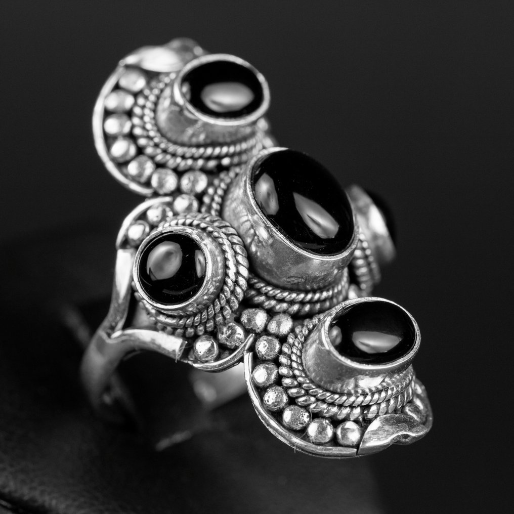 Ancient Technique - Traditional Balinese Silver Ring - Black Onyx - Height: 38 mm - Width: 30 mm- 13 g #3.2