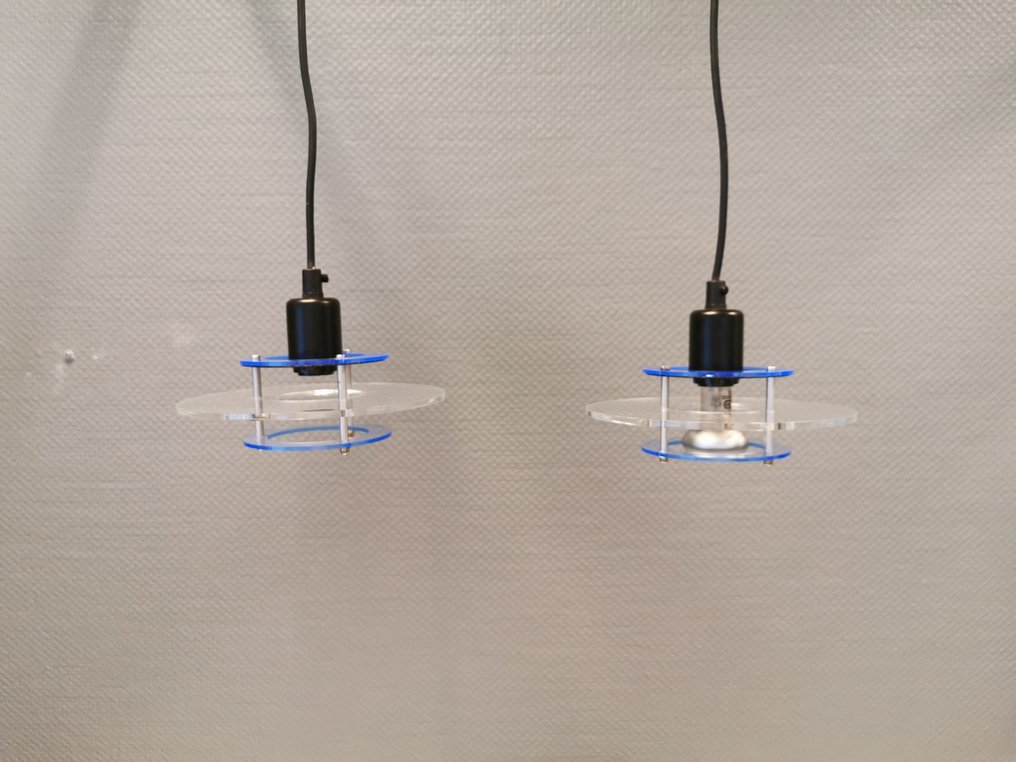 Design Light AS - Lampe à suspendre (2) - Espace mini - Métal et Plexiglas #2.2