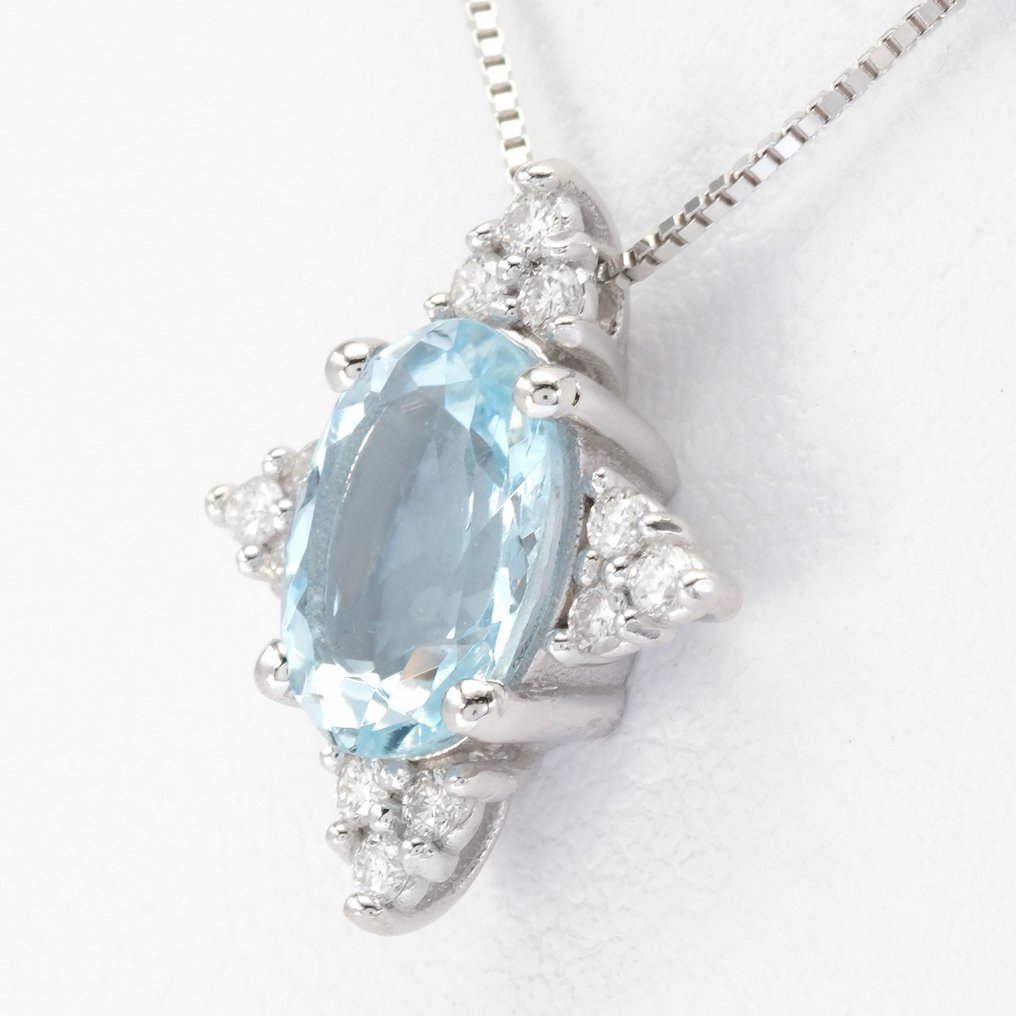 Necklace with pendant - 18 kt. White gold -  0.16ct. tw. Diamond - Aquamarine #2.1