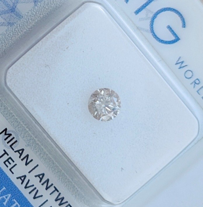 1 pcs Gyémánt  (Természetes)  - 0.32 ct - Kerek - I - I1 - Antwerpeni Nemzetközi Gemmológiai Laboratóriumok (AIG Israel) #2.1