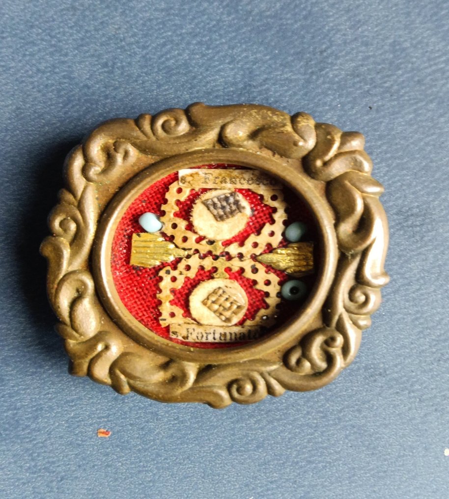  Relik - Förgylld brons, Papper, Textilier - 1850-1900  #1.2