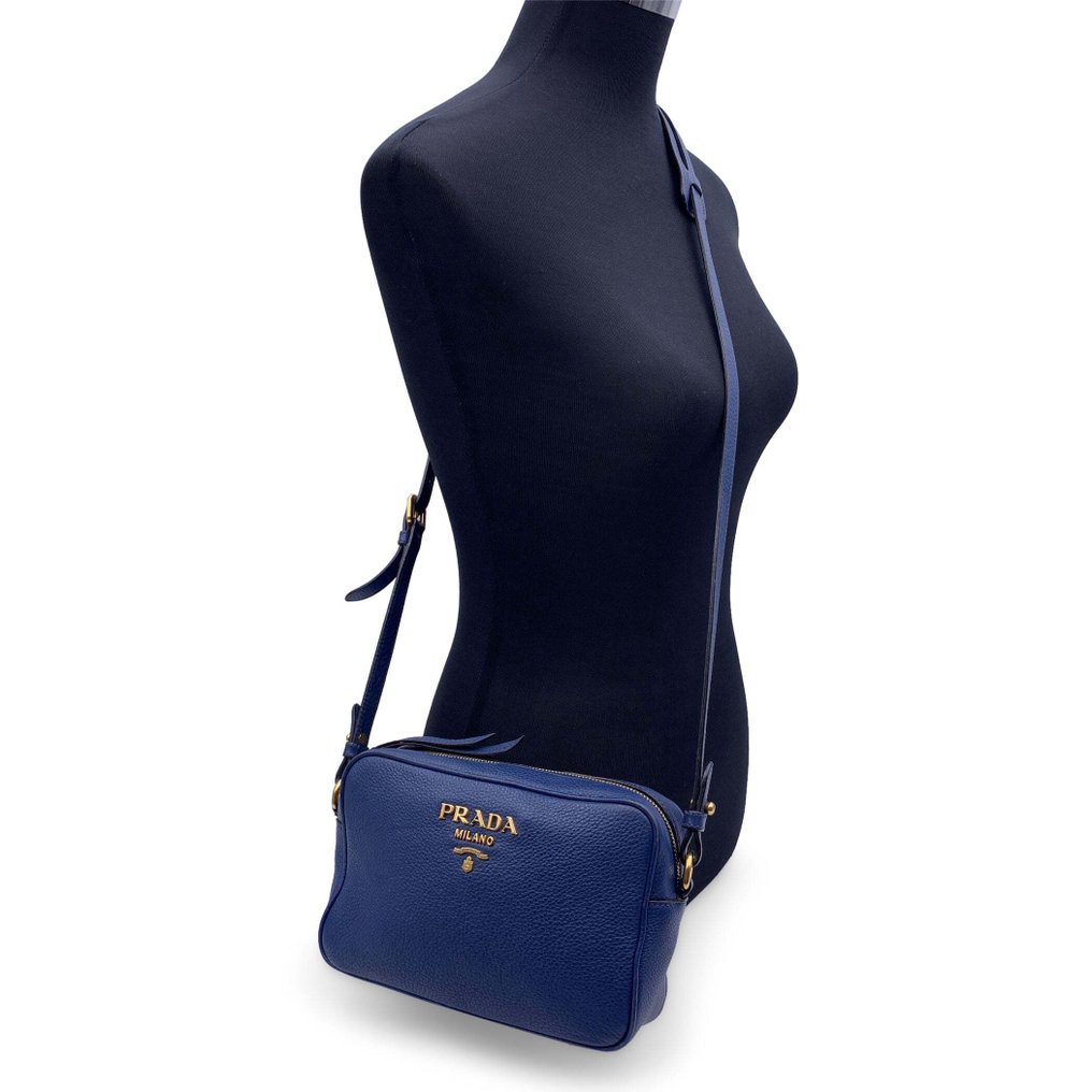 Prada - Blue Vitello Phenix Leather Crossbody Messenger Camera Bag Sac bandoulière #1.2