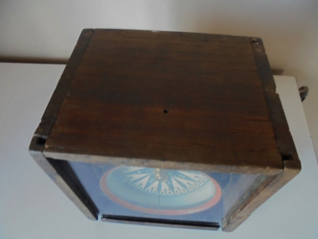 Kartenkompass - Holz, Messing, Papier - Vion #2.1