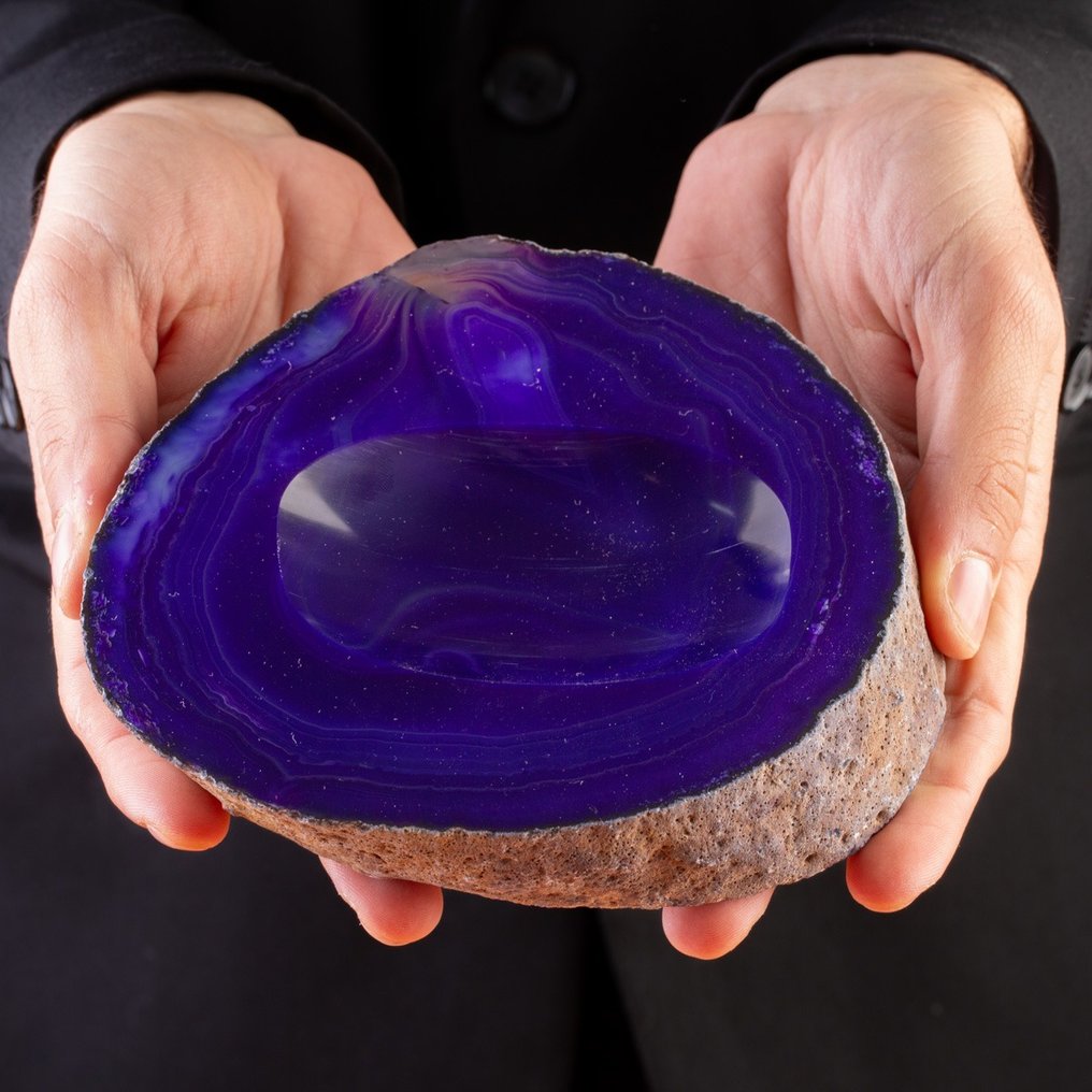 Natürliche Achat-Geode – Aschenbecher – lila gefärbt Achat-Geoden-Aschenbecher: Ein Hauch von Eleganz - Höhe: 150 mm - Breite: 135 mm- 982 g - (1) #1.1