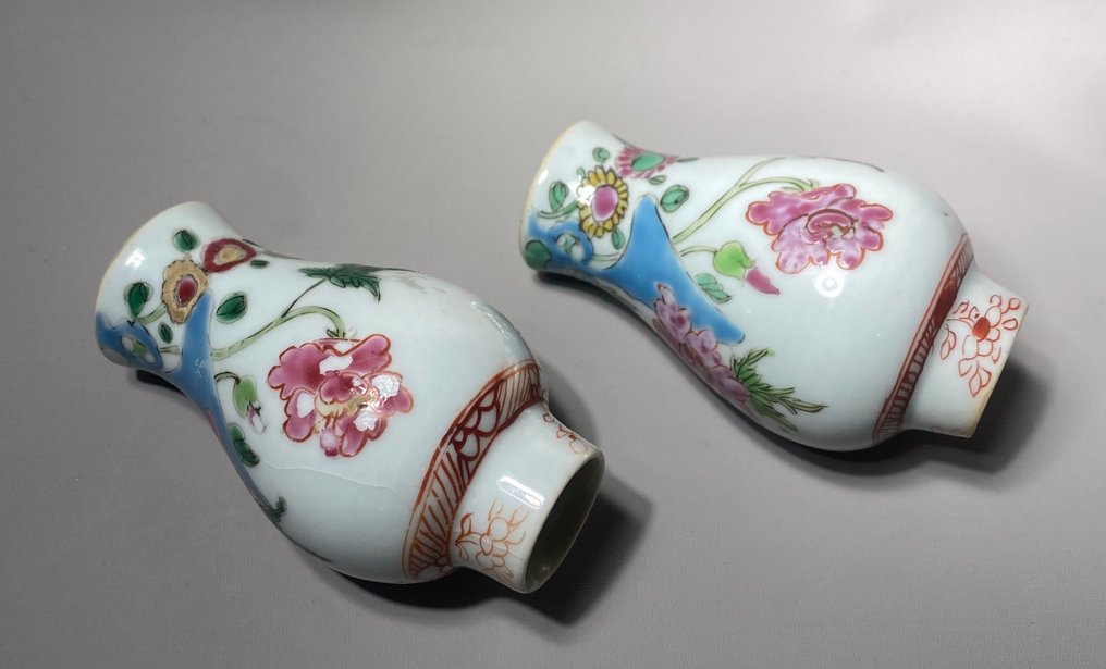Pair of Miniature Vases with Flower Decor - Porcelain - China - Qianlong (1736-1795) #3.2