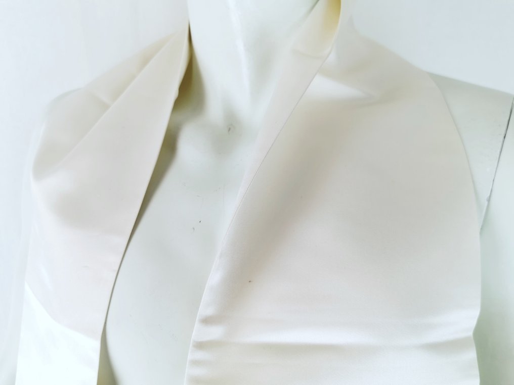 Corneliani - NEW, 100% Silk - Halstuch #3.2