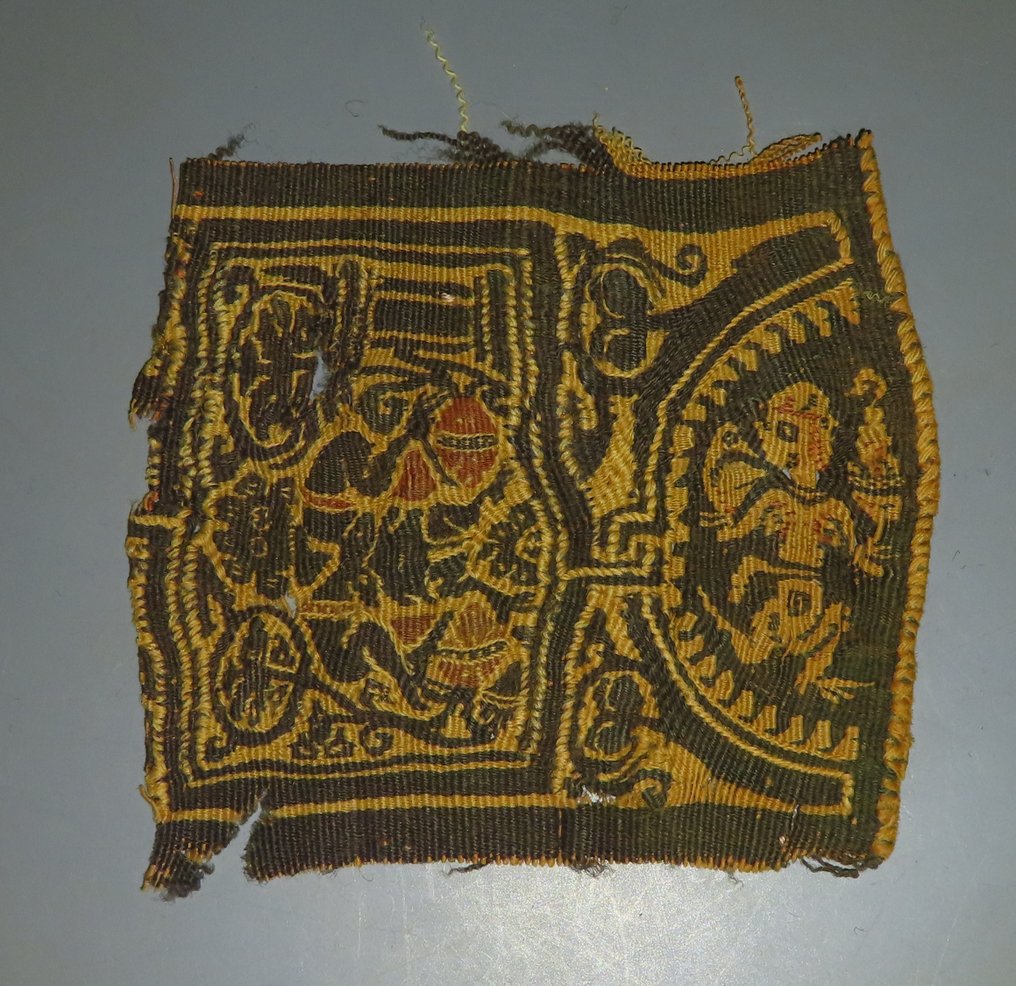 Ókori Egyiptom, kopt Gyapjú Textiltöredék. Kr.u. 6. század. 10,5 cm Hossza. #1.1