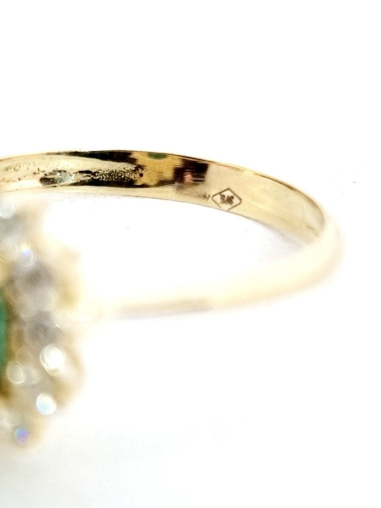 Zonder Minimumprijs - Ring - 9 kt. Geel goud Smaragd - Diamant #2.1