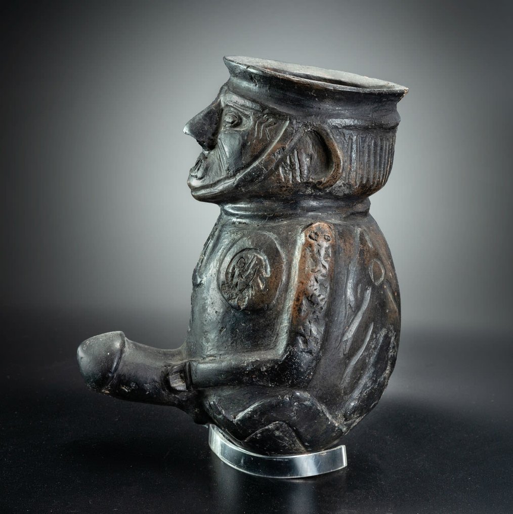 Präkolumbisch. Chimu Keramikgefäß mit ithyphallischer Abbildung Mit spanischer Importlizenz. Veröffentlicht. #2.1