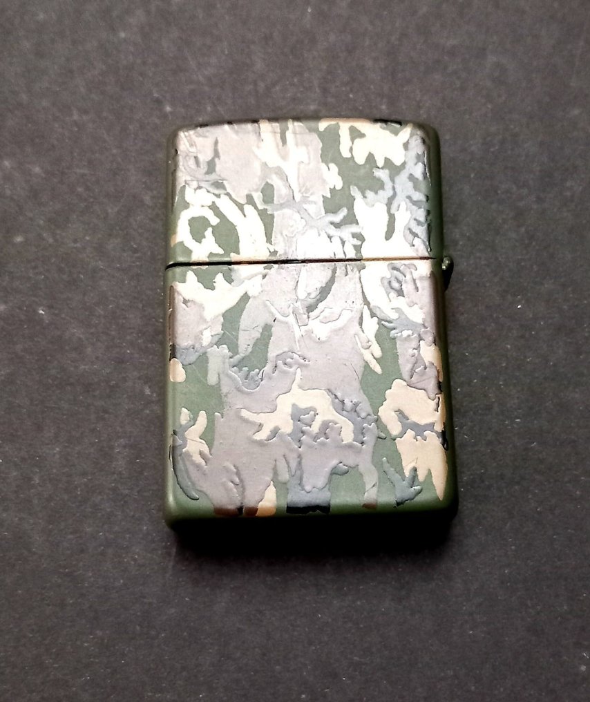Zippo, Camuflaje militar Año 1987 Mes Septiembre - Lighter - Steel (stainless) #2.2