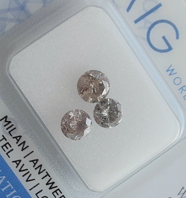 3 pcs Diamond  (Natural coloured)  - 0.97 ct - Round - Light Brownish Grey - I1, I2 - Antwerp International Gemological Laboratories (AIG Israel) #2.1