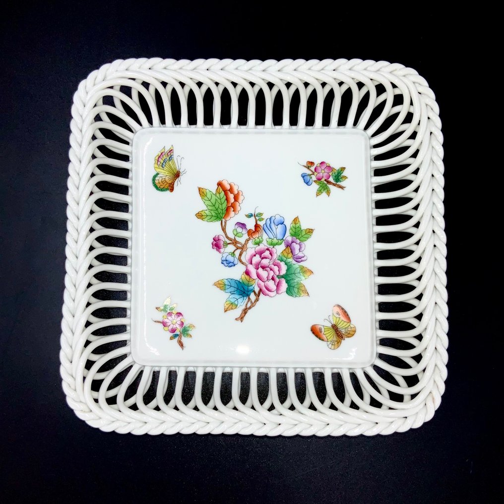 Herend - Large Square Reticulated Vide Poche (19 cm) - "Queen Victoria" - Fad - Håndmalet porcelæn #1.2