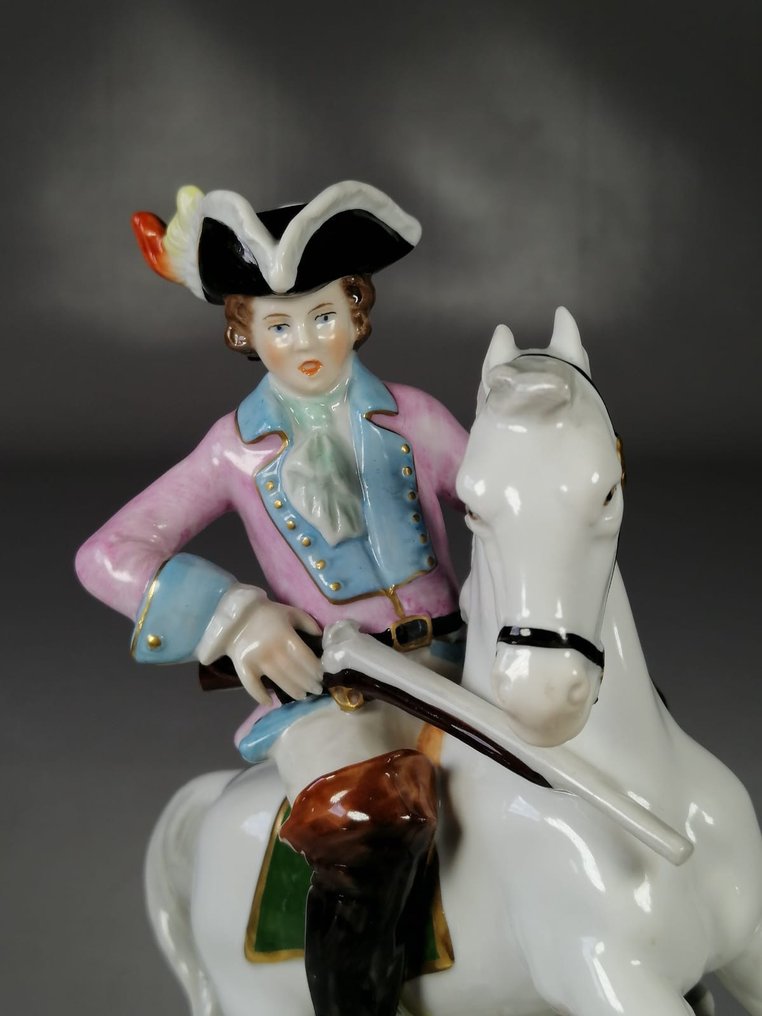 Scheibe-Alsbach - 雕刻, Cavalier et son cheval - 20 cm - 瓷器 #1.2