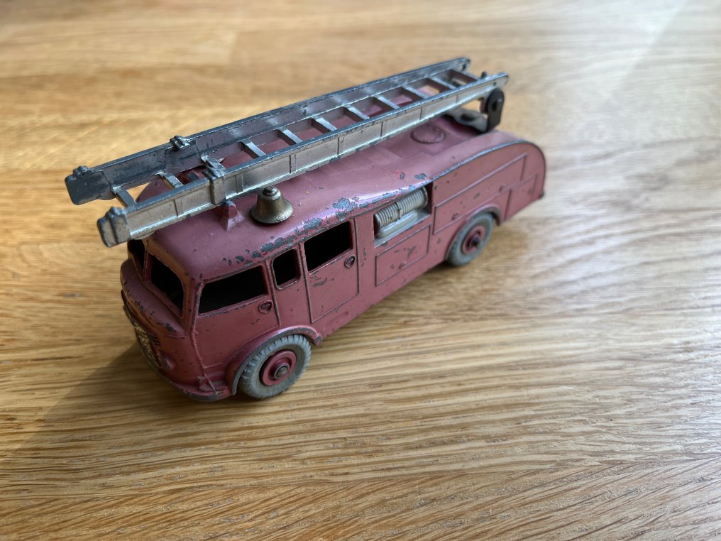 Dinky Toys 1:43 - Modellauto  (8) #2.1