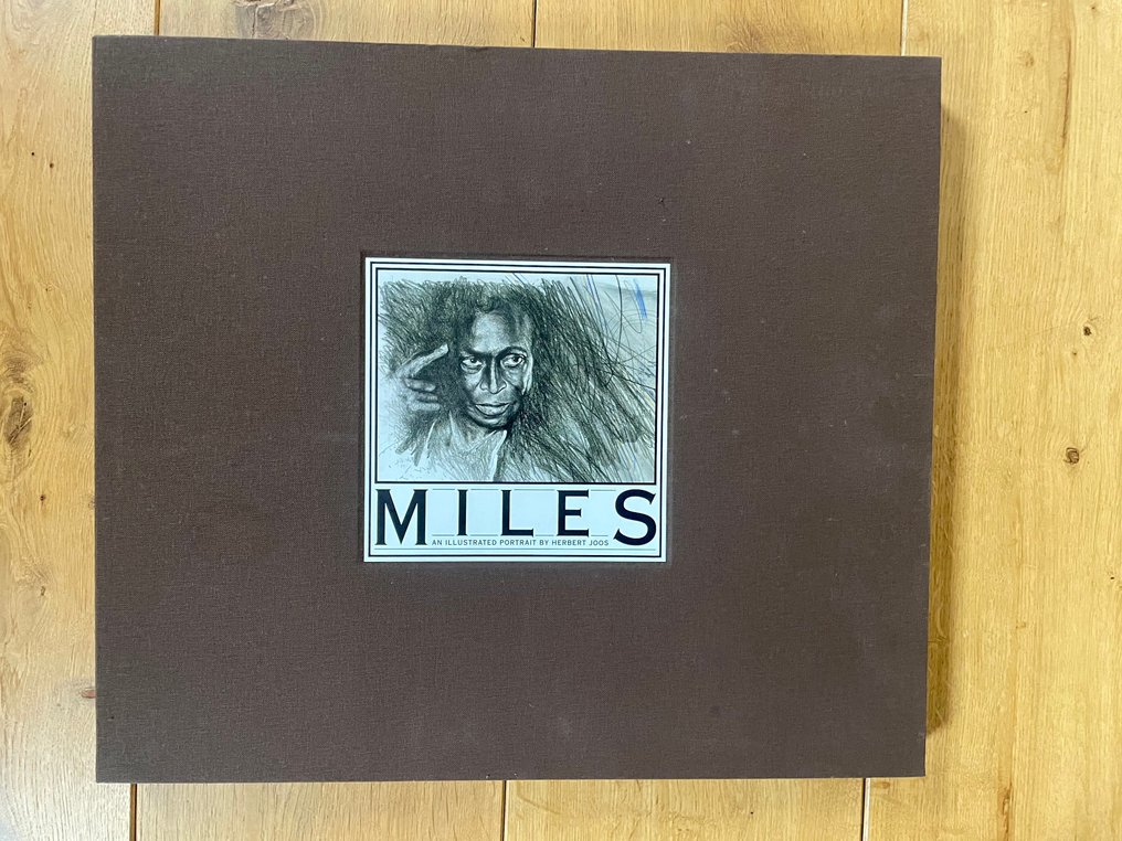 邁爾士·戴維斯 - Book, 邁爾斯戴維斯 (MiLES DAViS) 肖像畫 - 限量 400 件 - 1991 - 帶編號, 手寫簽名 #1.1