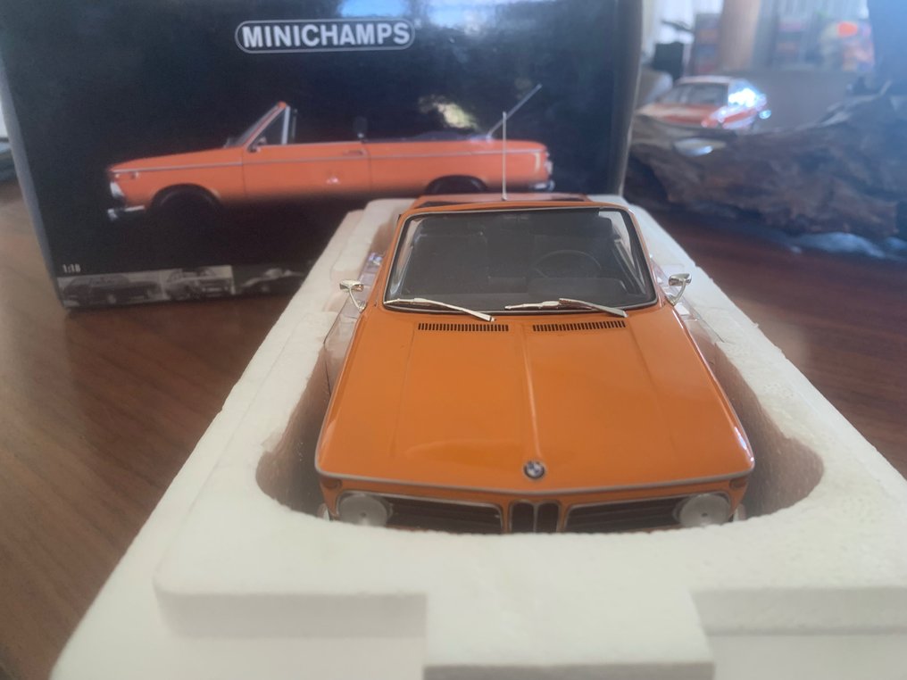 Minichamps 1:18 - Voiture miniature -BMW 1600 Cabriolet (1967) #2.1