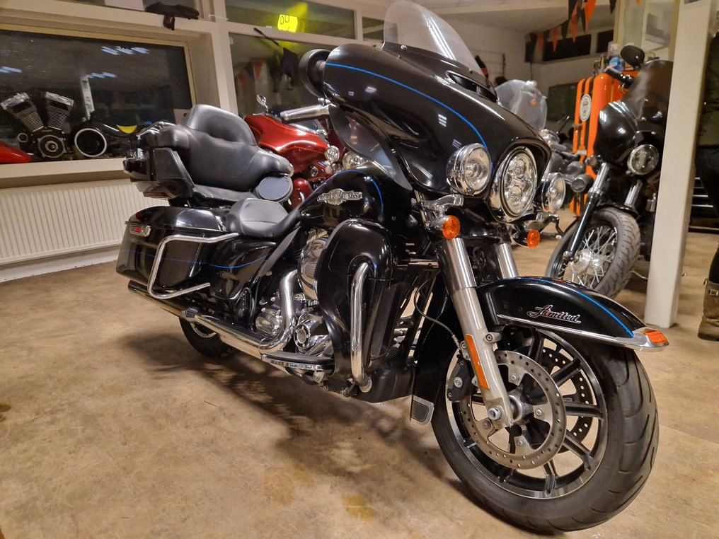 Harley-Davidson - FLHTK - Electra Glide Ultra - Limited Shrine Edition - 1690 cc - 2015 #2.2