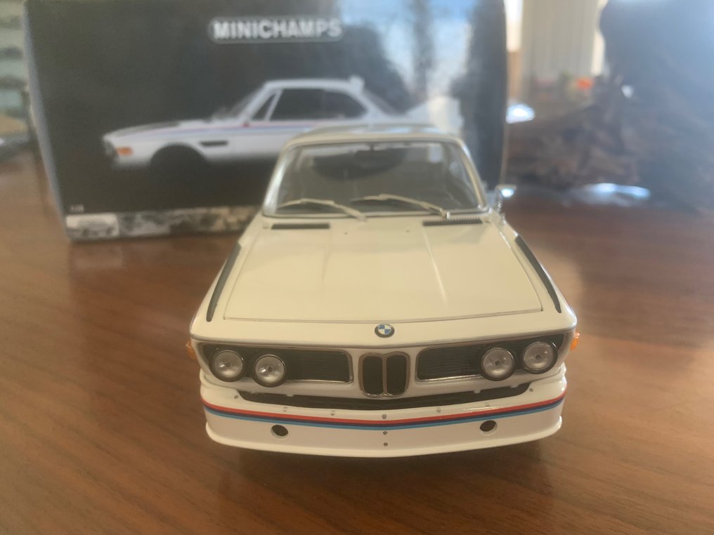MiniChamps 1:18 - 模型車 - BMW 3.0 CSL (1973) #2.2