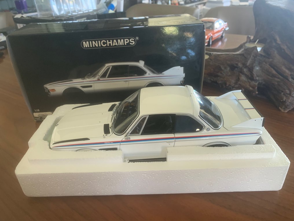 Minichamps 1:18 - 模型汽车 - BMW 3.0 CSL (1973) #2.1
