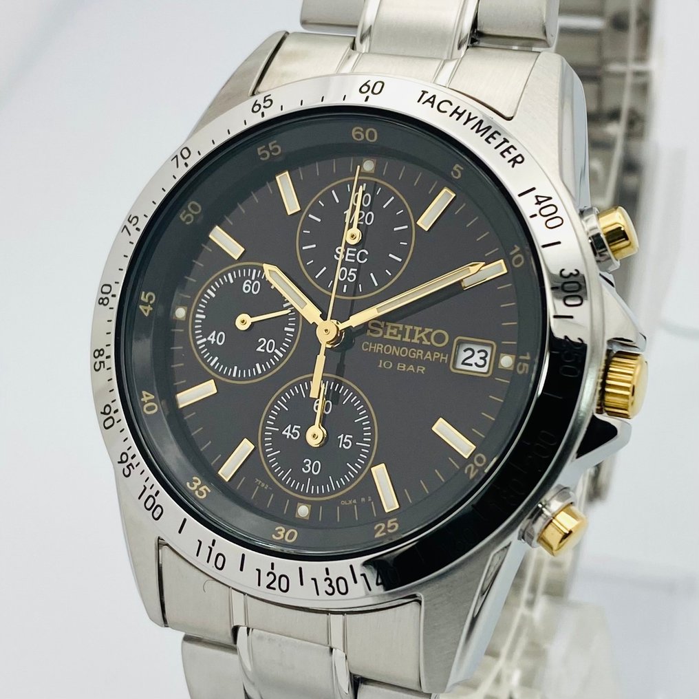 Seiko chronograph 100m black and gold online
