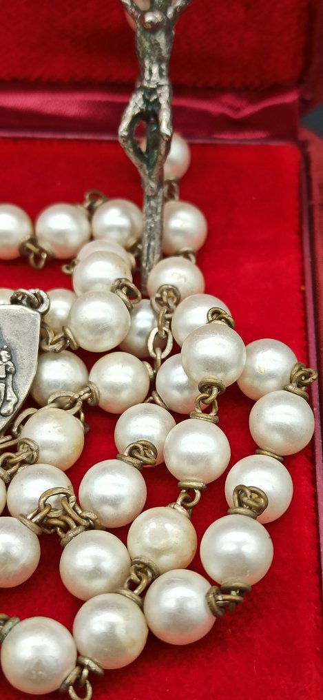  Rozariu - Papa (Sfântul) Ioan Paul al II-lea Cadou de la o audiență privată semințe în perle cerate - 1979  #2.1