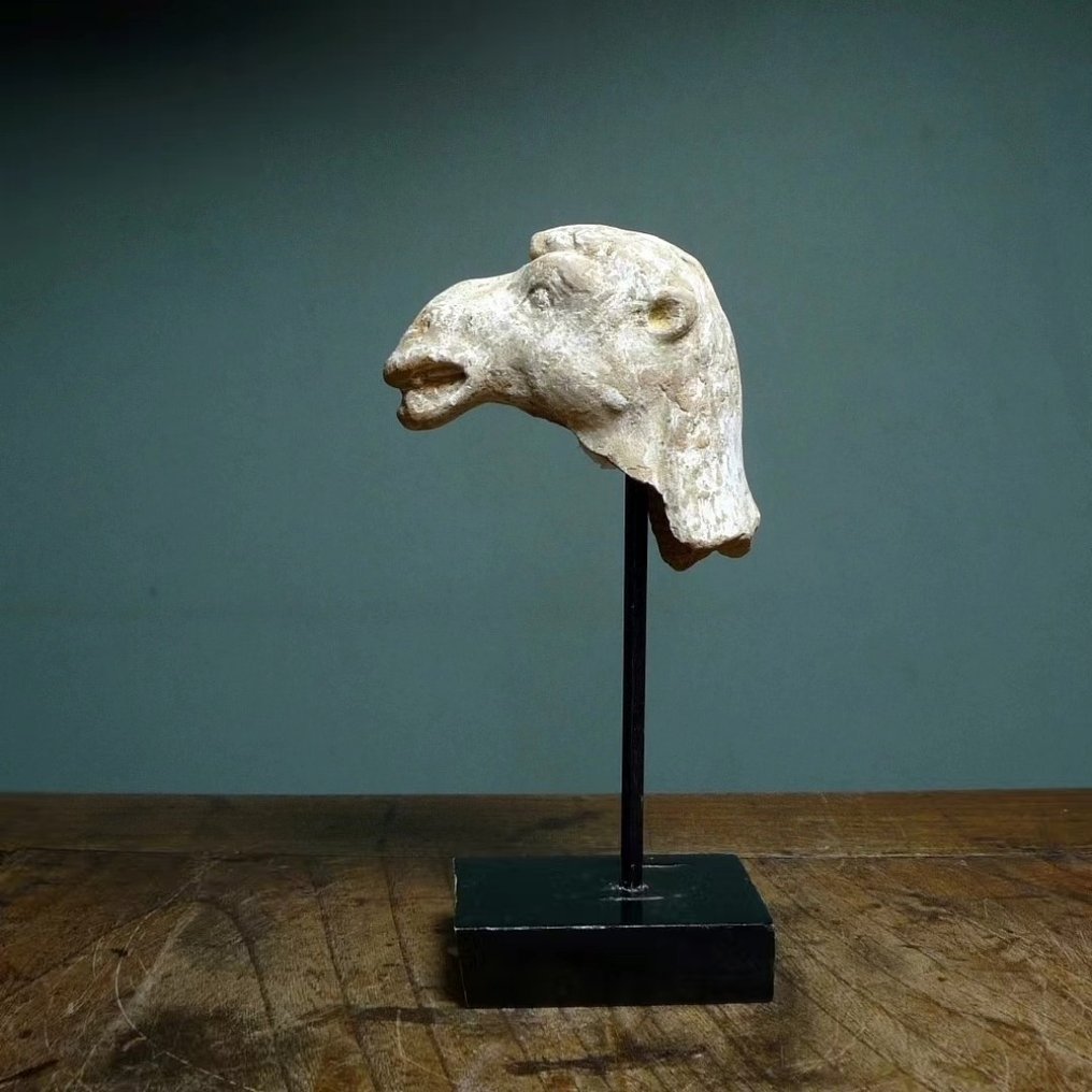 Hvidt keramik kamelhoved - 8 cm #2.1