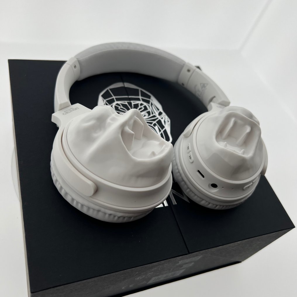 Richard Orlinski (1966) - Headphones King Kong - White #4.3