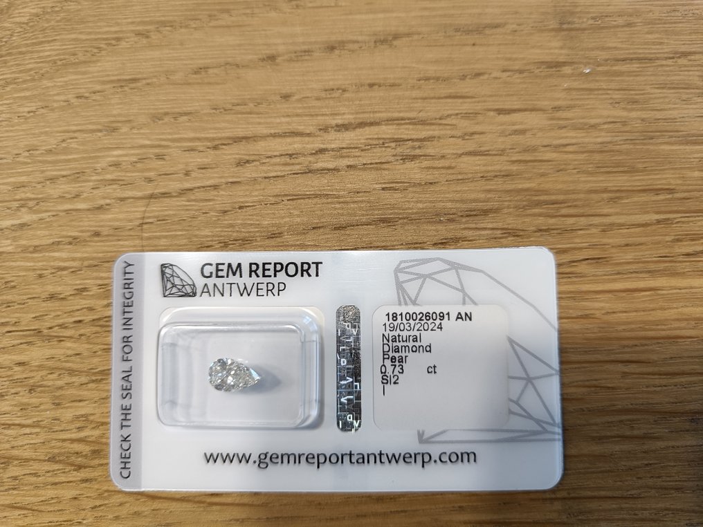 1 pcs Diamond  (Natural)  - 0.73 ct - Pear - I - SI2 - Gem Report Antwerp (GRA) #1.1