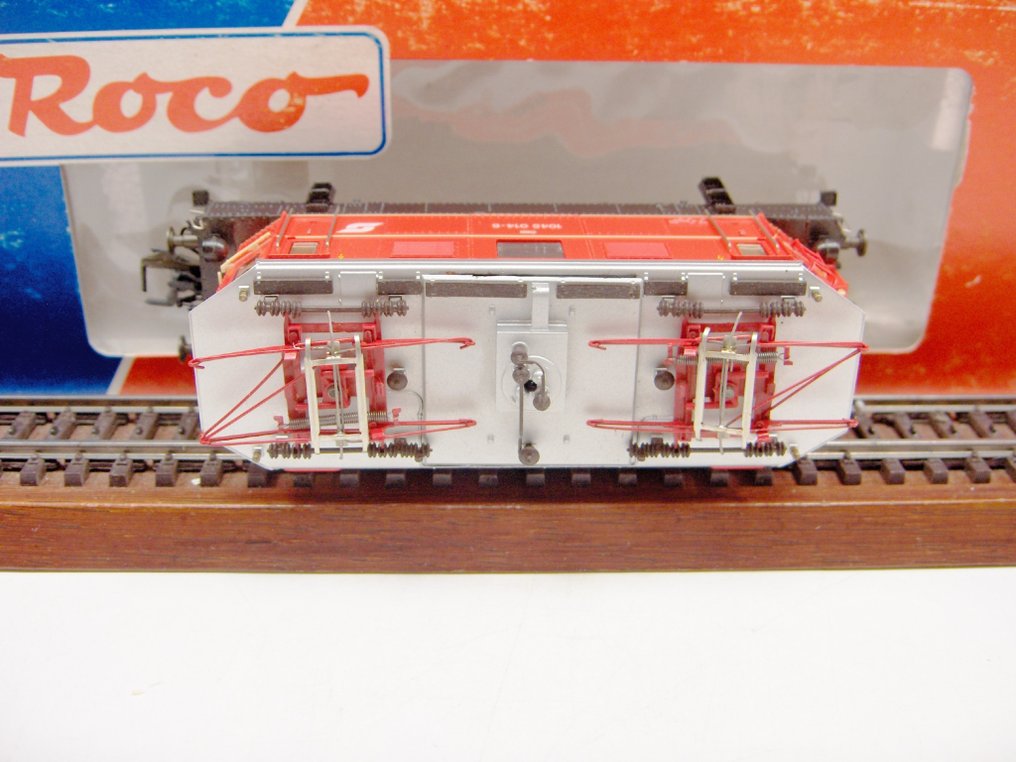 Roco H0 - 43700 - Locomotiva elétrica (1) - 1045 - ÖBB #3.2