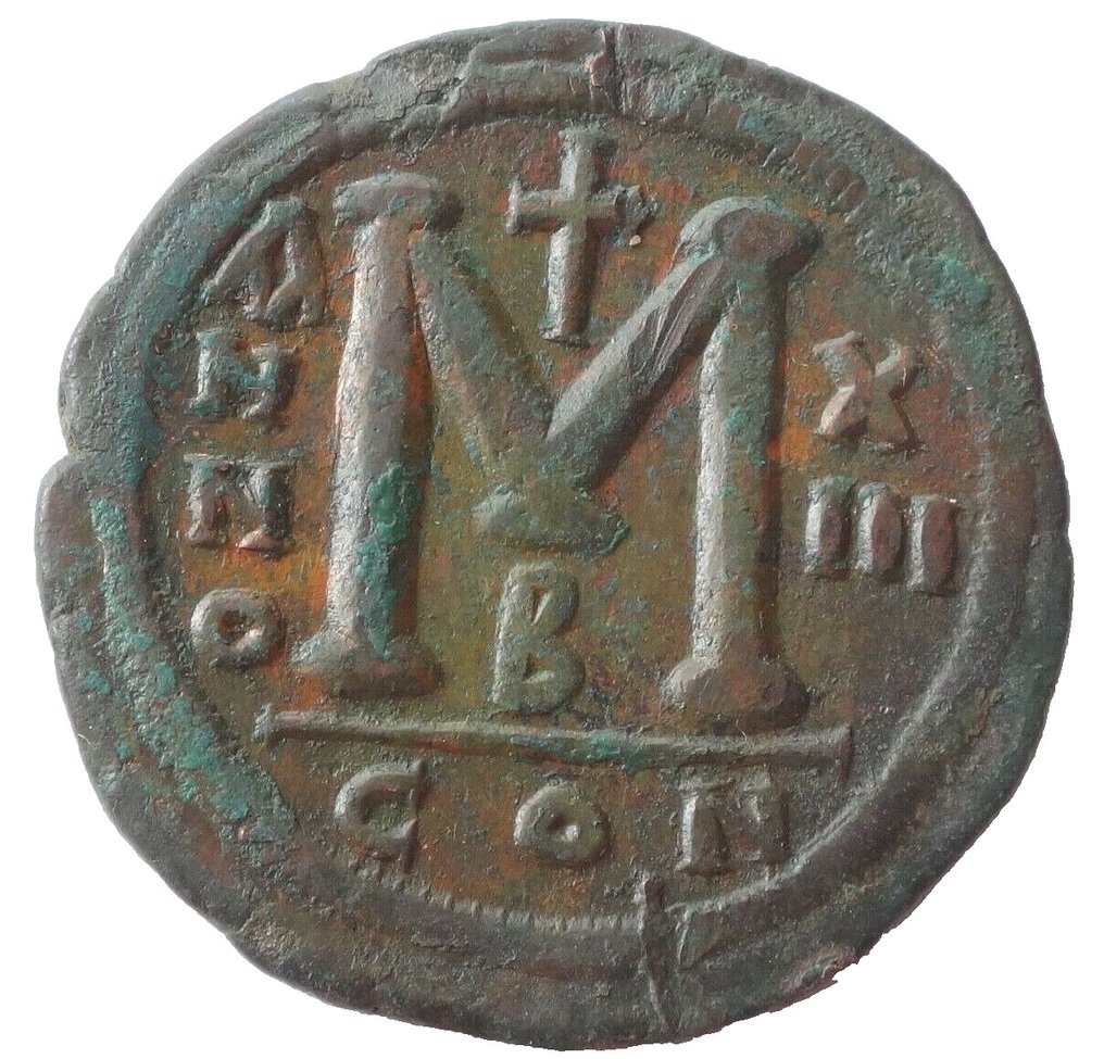 Bysantinska riket. JUSTINIAN I (527-565). Follis. Constantinople. Follis #1.2