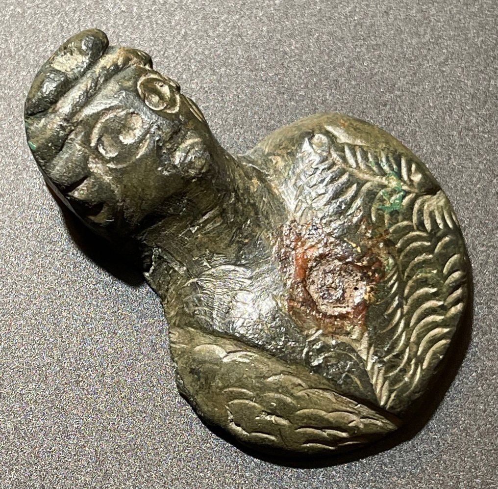 Römisches Reich Bronze Intakte Büste des Herkules im Fell des Nemeischen Löwen. Mit österreichischer Exportlizenz. #2.1