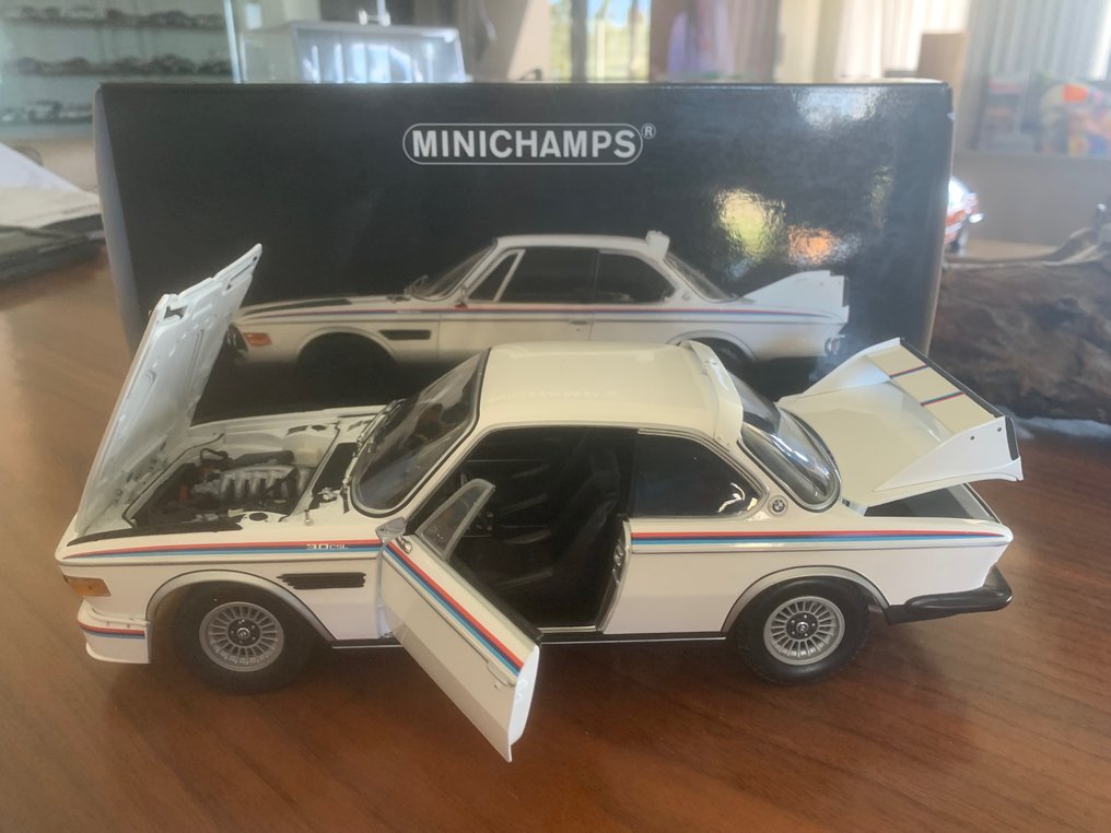 MiniChamps 1:18 - 模型車 - BMW 3.0 CSL (1973) #1.1