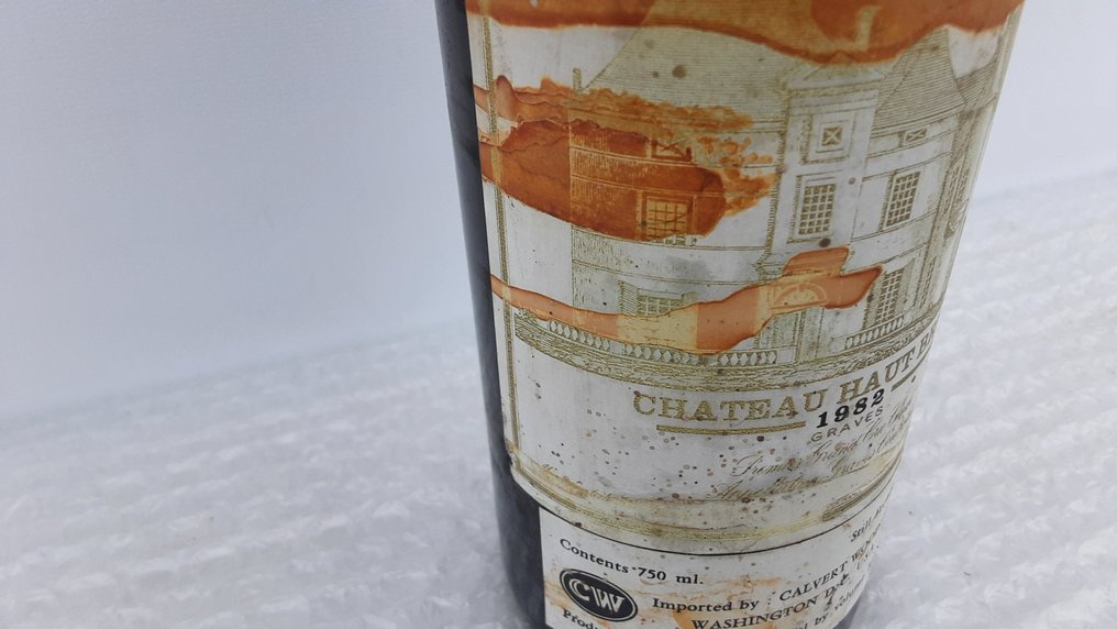 1982 Chateau Haut-Brion - 佩薩克-雷奧良 1er Grand Cru Classé - 1 Bottle (0.75L) #3.2