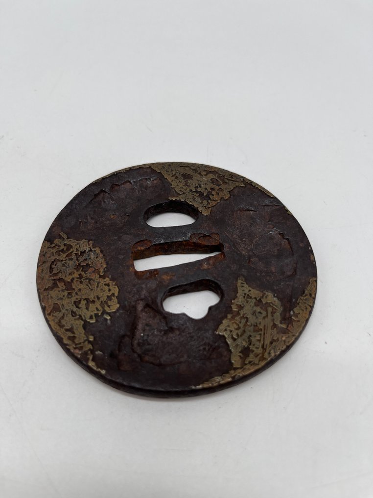 天法鍔（てんぽうつば）-Tenpo brass inlaid Iron tsuba - Brass, Iron (cast) - Japan - Late Edo period #2.1