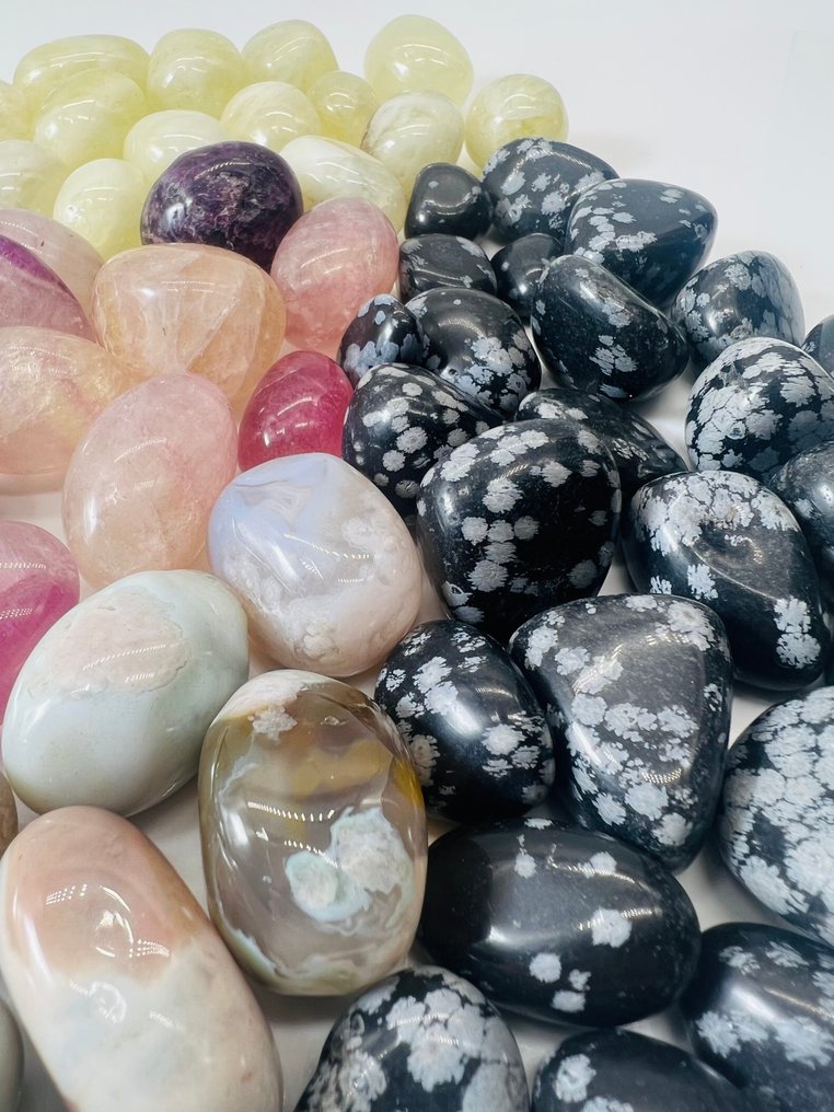 ***无底价*** 黄水晶 - 雪花黑曜石 - 绿花玛瑙 - 糖果萤石 - 铁虎眼石 滚动石 - 眉心轮 - 冥想石 - AAA品质 - 高度: 20 mm - 宽度: 30 mm- 1000 g - (1) #4.3