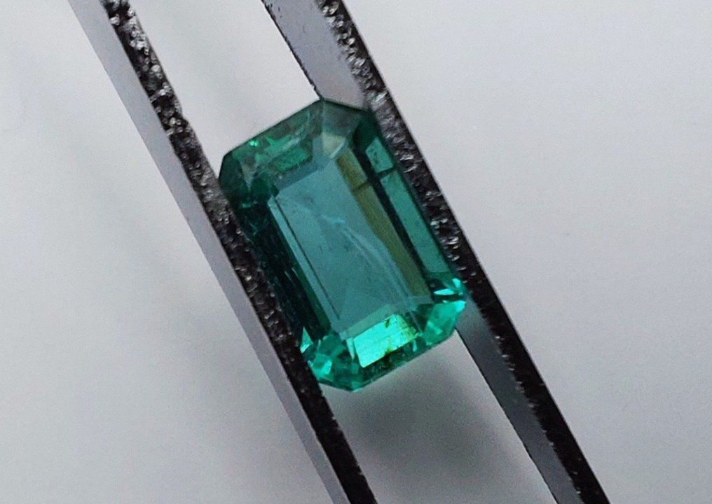 1 pcs Verde Smarald - 1.31 ct #1.1