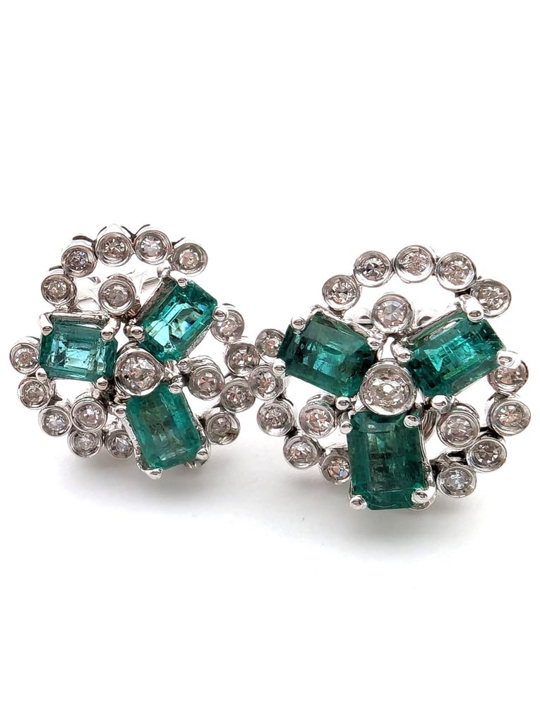 Earrings - 18 kt. White gold Emerald - Diamond #1.1