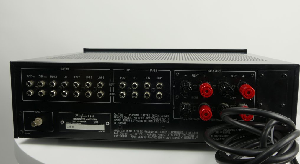 Accuphase - E-205 - Amplificador integrado de estado sólido #3.1