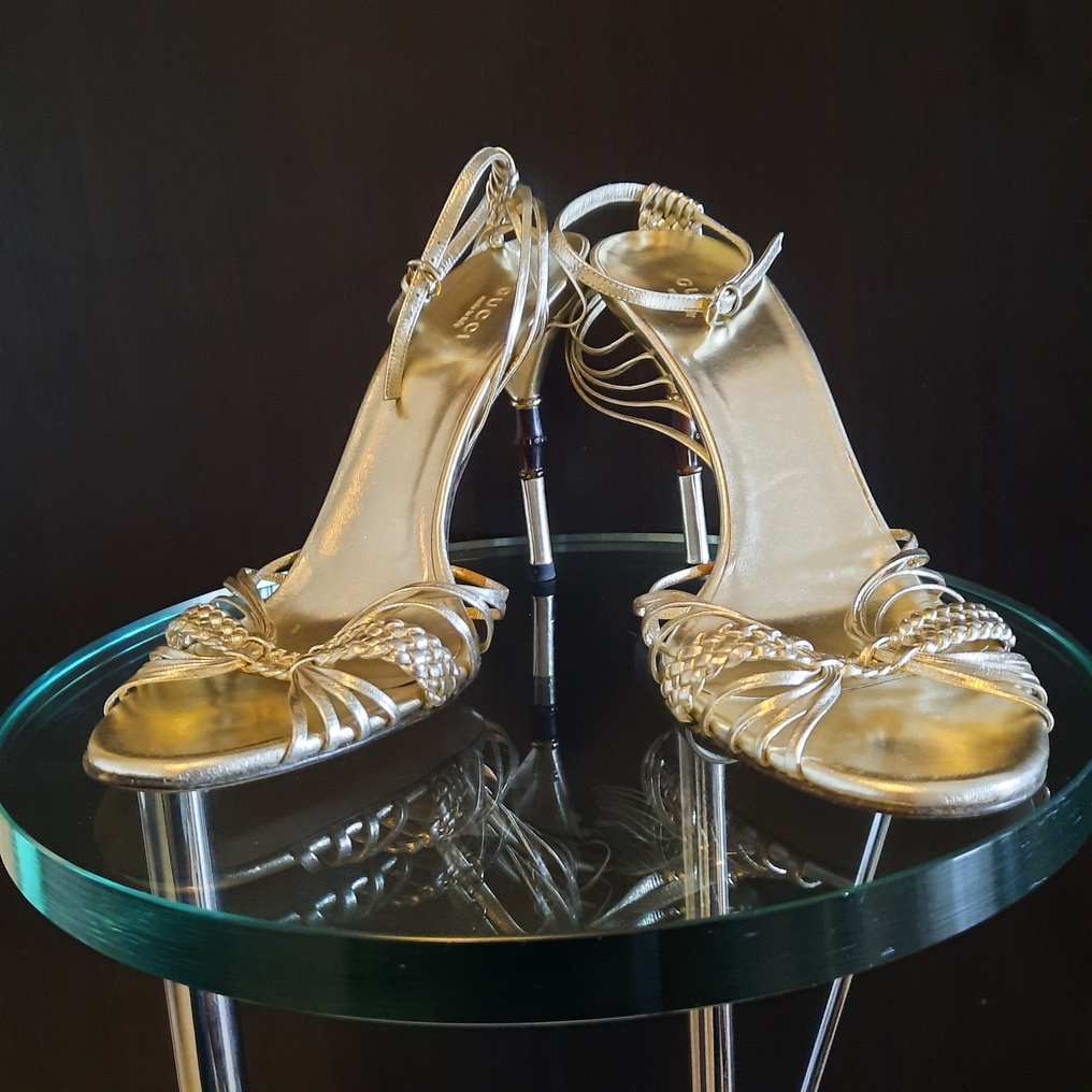 Gucci - Korolliset sandaalit - Koko: Shoes / EU 40.5 #1.2