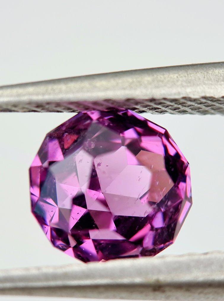 Paars Spinel  - 1.87 ct - IJCG-rapport #1.1