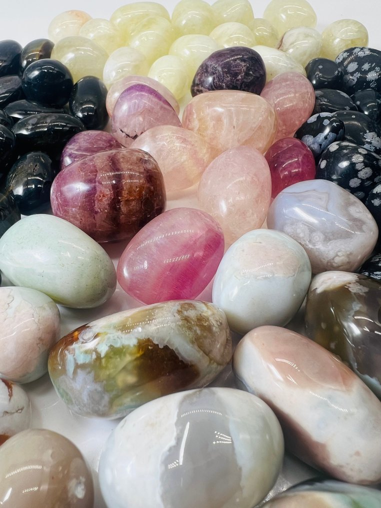 ***无底价*** 黄水晶 - 雪花黑曜石 - 绿花玛瑙 - 糖果萤石 - 铁虎眼石 滚动石 - 眉心轮 - 冥想石 - AAA品质 - 高度: 20 mm - 宽度: 30 mm- 1000 g - (1) #3.2