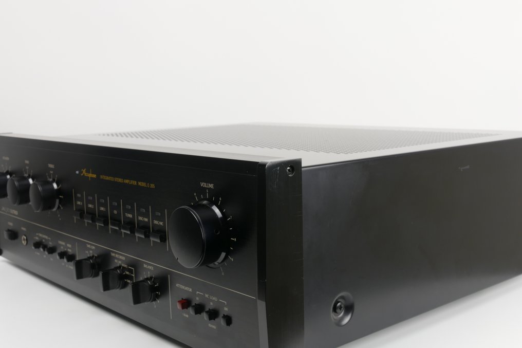Accuphase - E-205 - Solid state integrated amplifier #2.2