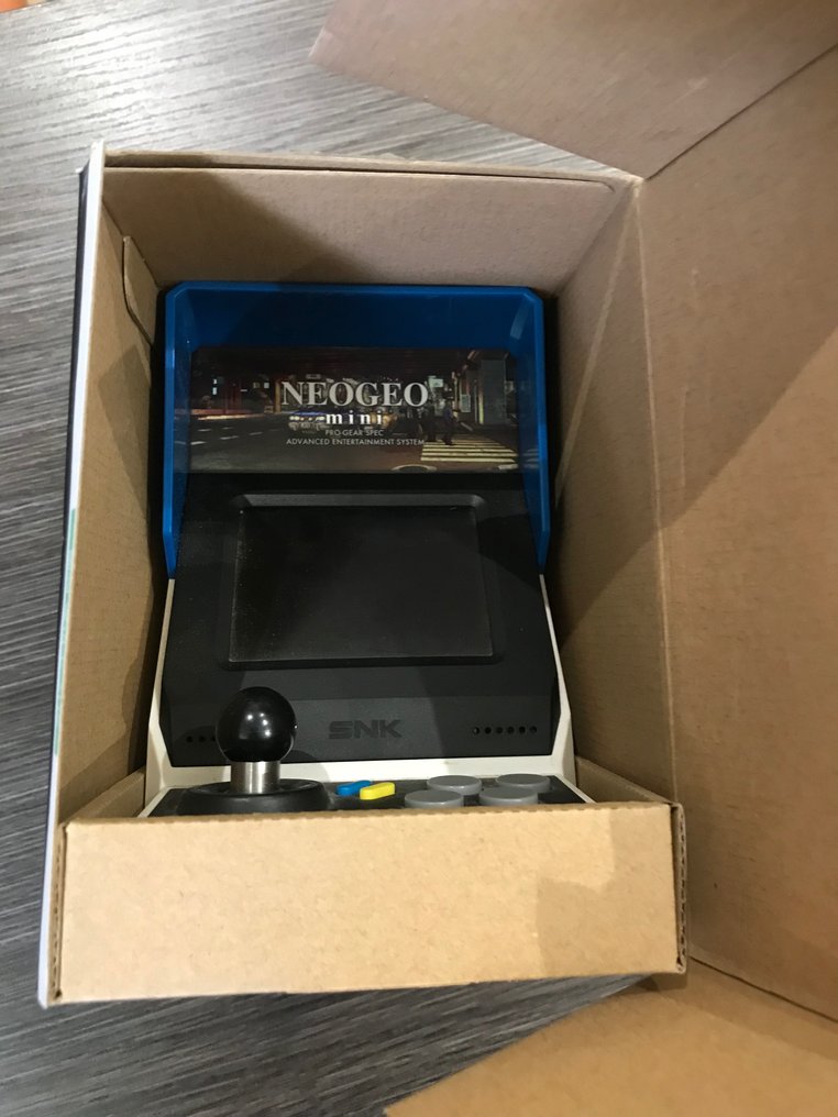 SNK - Neo geo mini pal 40th anniversary with pad and stick arcade - Videospiel - In Originalverpackung #3.1