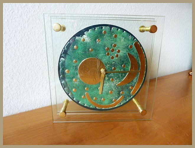 Relógio extraordinário sob o vidro: * Nebra Sky Disk!! * Relógio mundial sextante -   Vidro, Acrílico - 1990-2000 #2.1