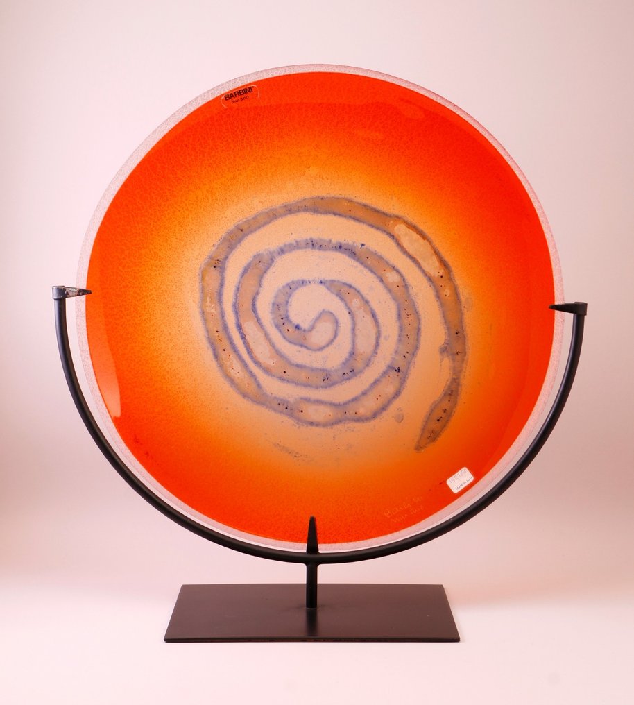 Barbini - Alfredo Barbini - Sculpture, A set of two murano glass plates along with an iron display stand - 40 cm - 40 cm - Verre #3.2