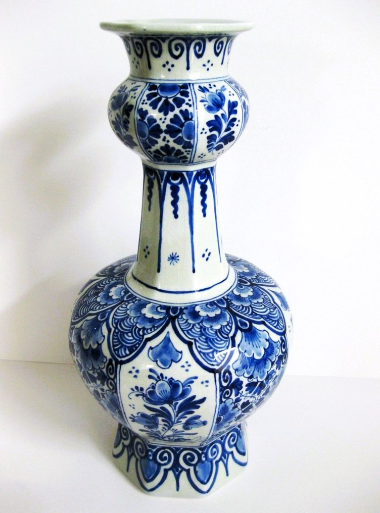 De Porceleyne Fles - Vase -  Knottvase (oktagon) - 30 cm. høy - Steingods #1.2