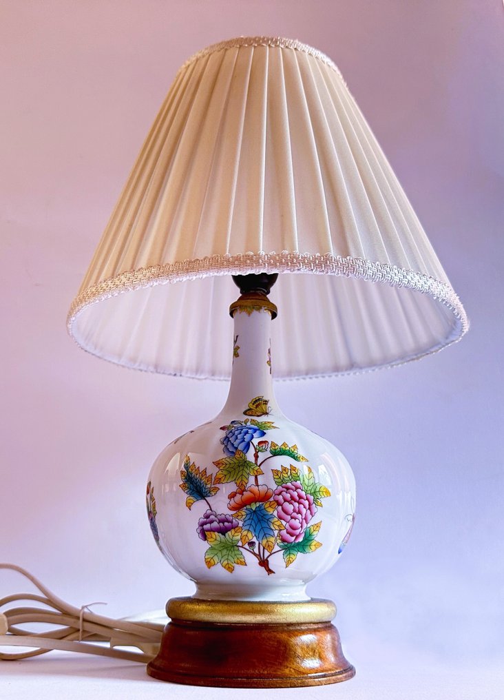 Herend - Tischlampe - Hergestellt nach dem Muster von Königin Victoria. - Porzellan #1.1
